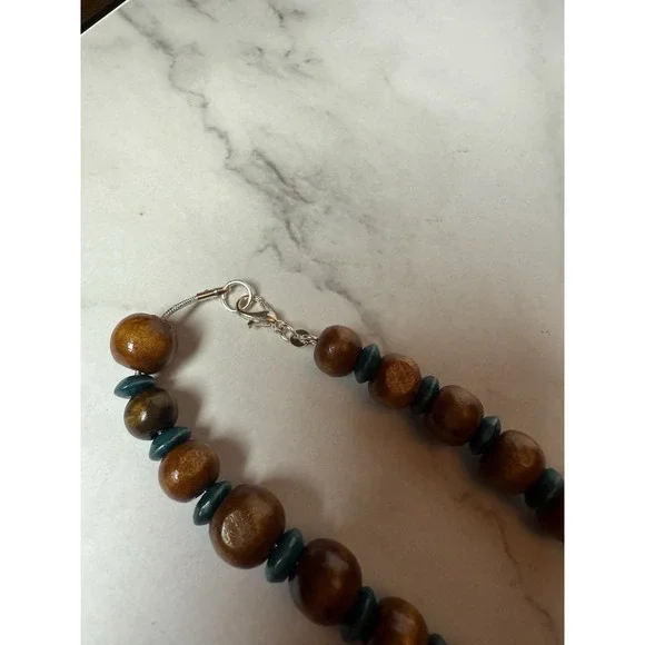 handmade brown and green‎ chunky beaded necklace - Picture 3 of 4